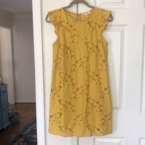 Monteau lace dress